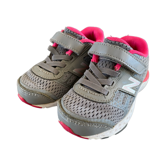 New balance grandeur 5